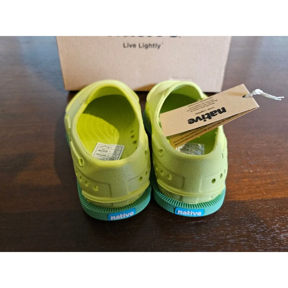 Native Howard Sugarlite Kids C7 Celery Green Slip On Water Shoes 13111400-3116